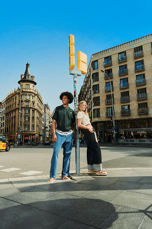 Look urbano y equilibrado con acabados modernos